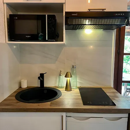 Joli Maisonnette A 100m De La Porticcio (Corsica)